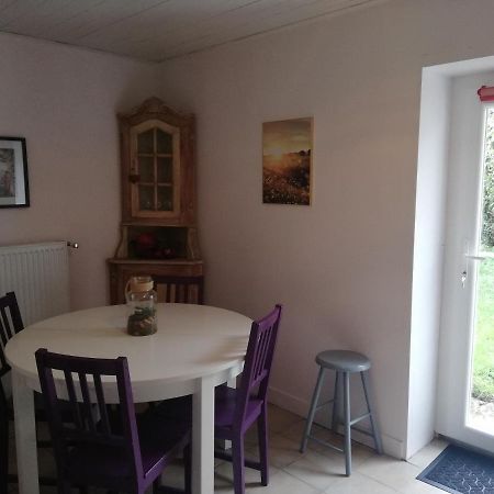 Le gîte des Mégalithes Le Bernard Esterno foto